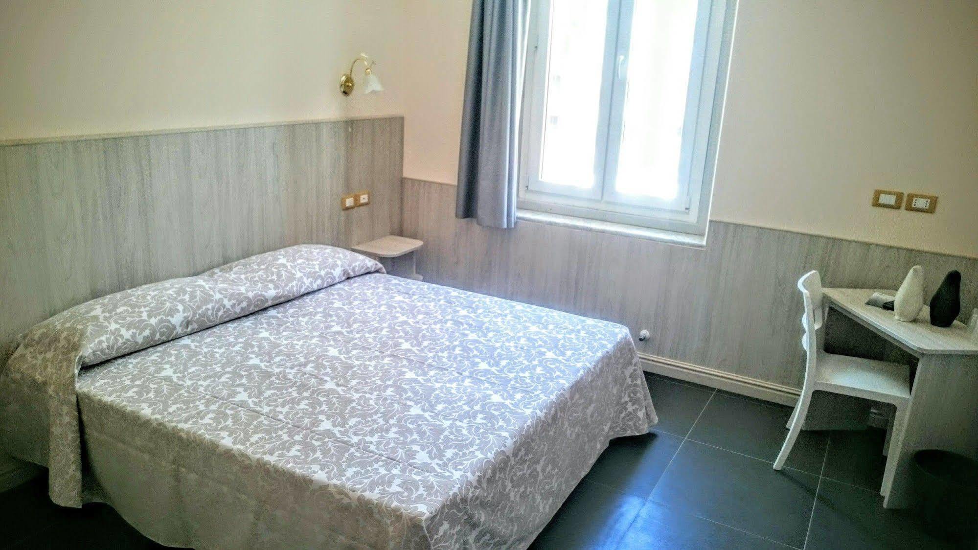 Cantore Hotel Gênes
